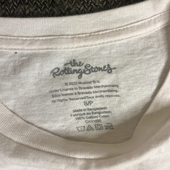 Authentic Rolling Stone brand tee - Picture 3 of 3